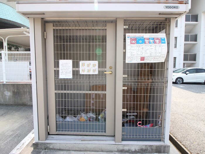 物件外観写真6　(建物設備)