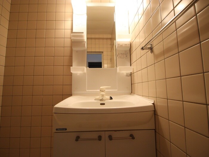 物件内観写真11　(洗面)