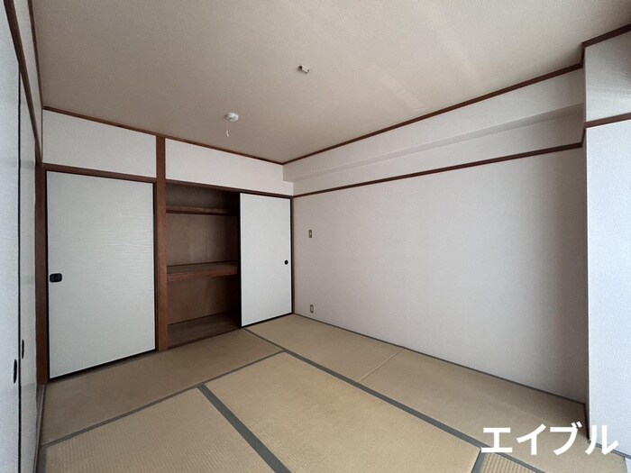 物件内観写真11　(居室)