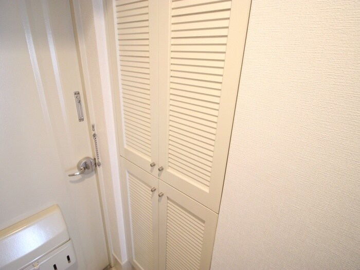 物件内観写真14　(靴箱)