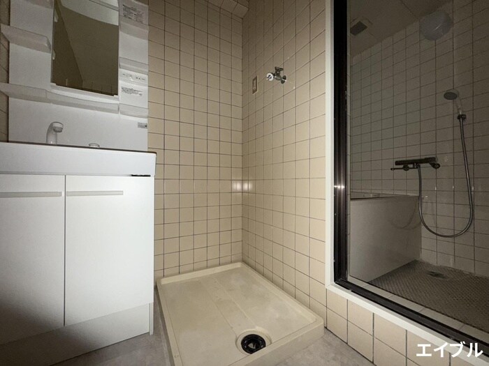 物件内観写真15　(洗濯機置場)