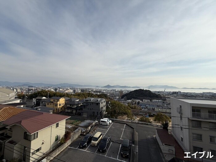 物件内観写真22　(室内からの展望)