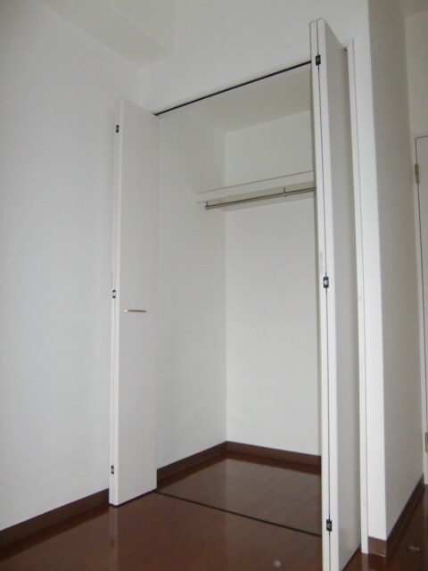 物件内観写真9　(収納)