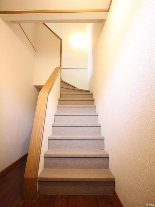 物件内観写真18　(廊下)