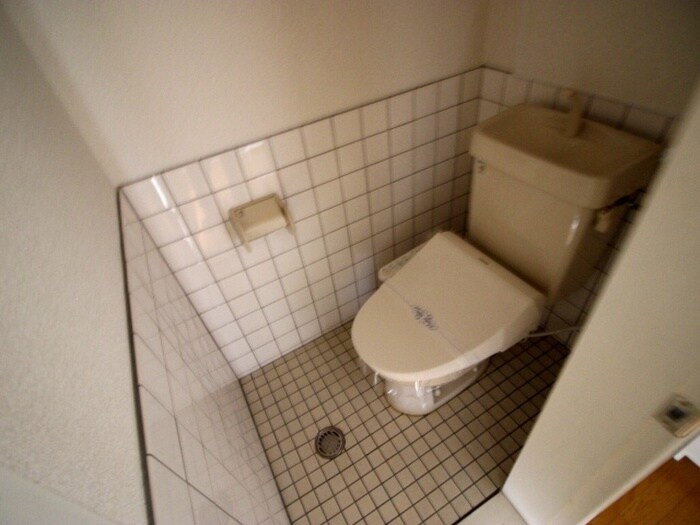 物件内観写真14　(トイレ)