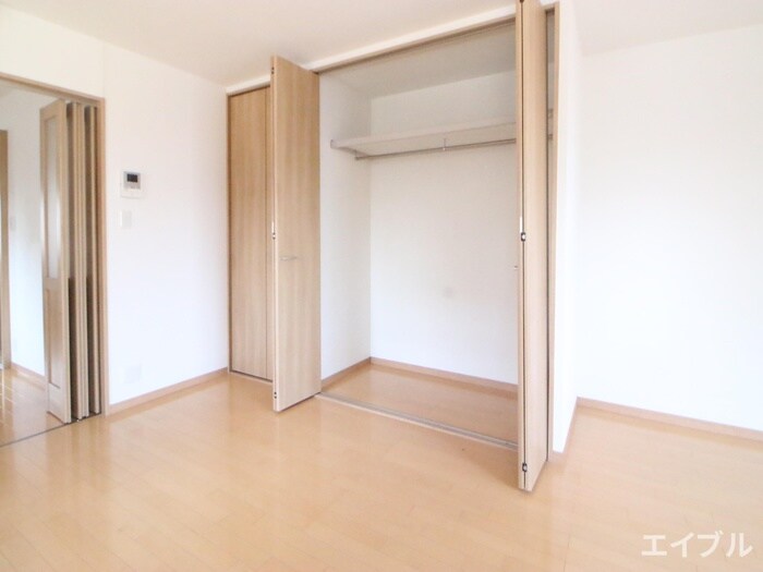 物件内観写真15　(収納)