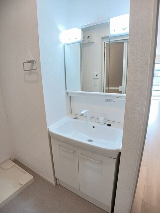 物件内観写真8　(洗面)