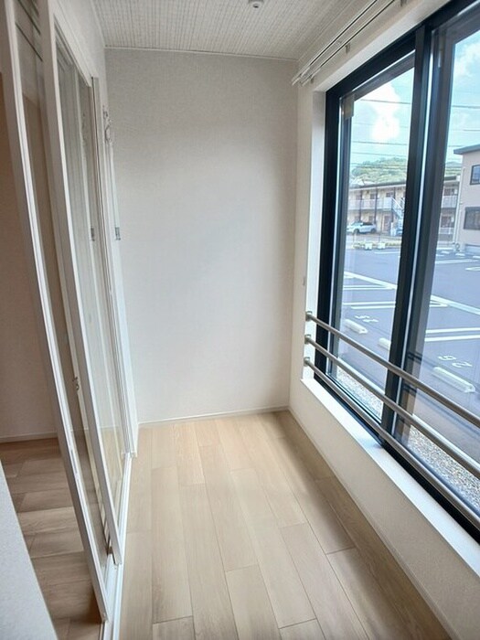 物件内観写真11　(ベランダ・バルコニー)