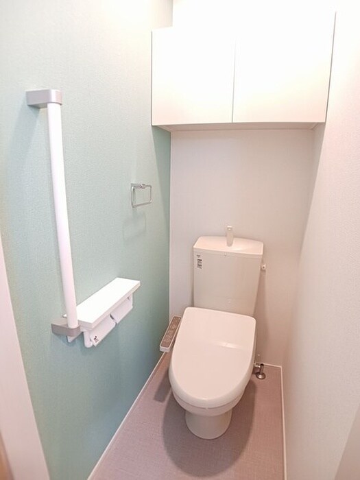 物件内観写真9　(トイレ)