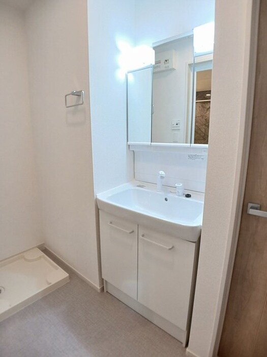 物件内観写真10　(洗面)