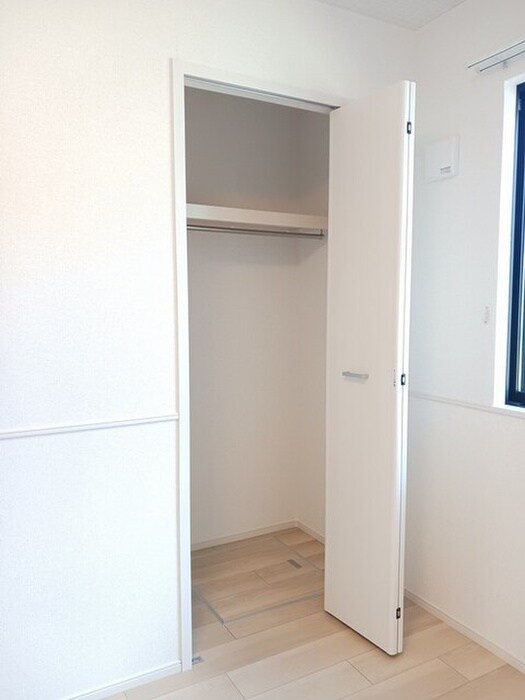 物件内観写真7　(収納)