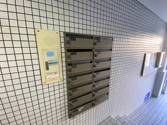 物件外観写真4　(建物設備)