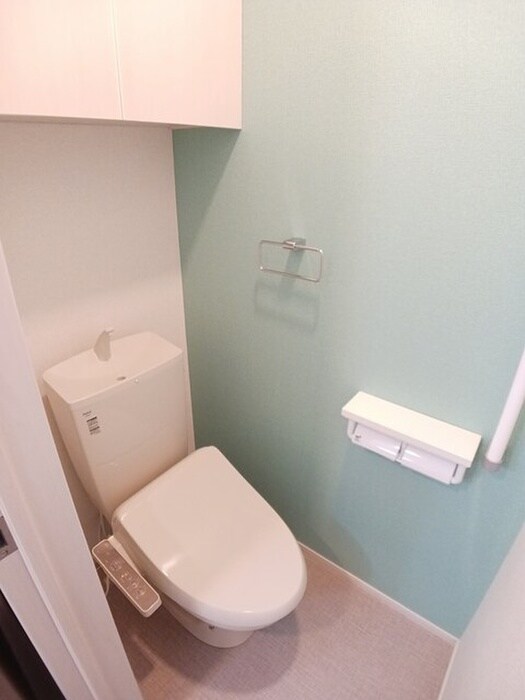 物件内観写真4　(トイレ)