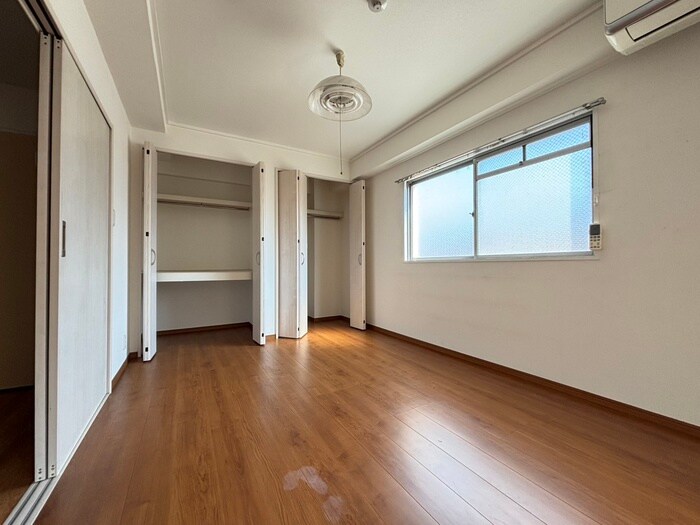 物件内観写真13　(収納)