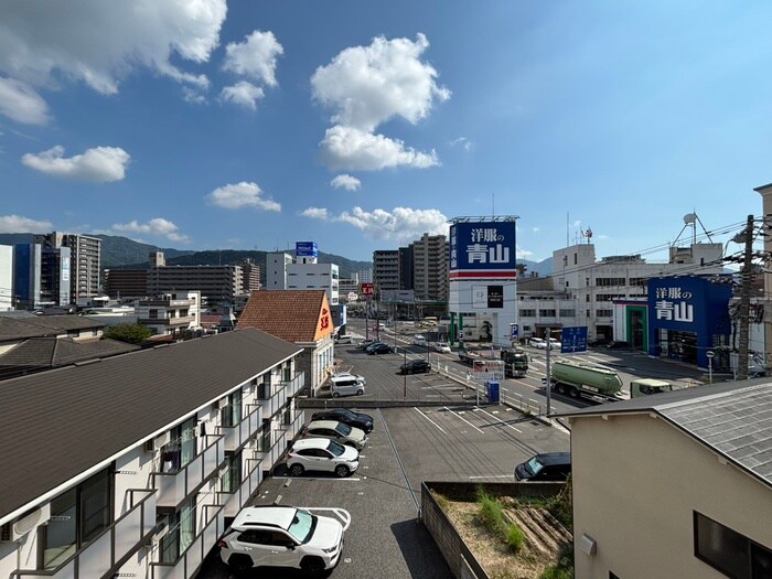 物件内観写真15　(室内からの展望)