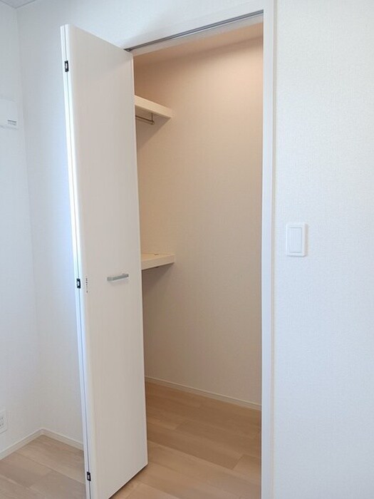 物件内観写真9　(収納)