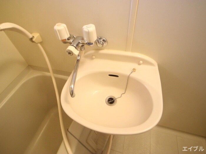 物件内観写真10　(洗面)