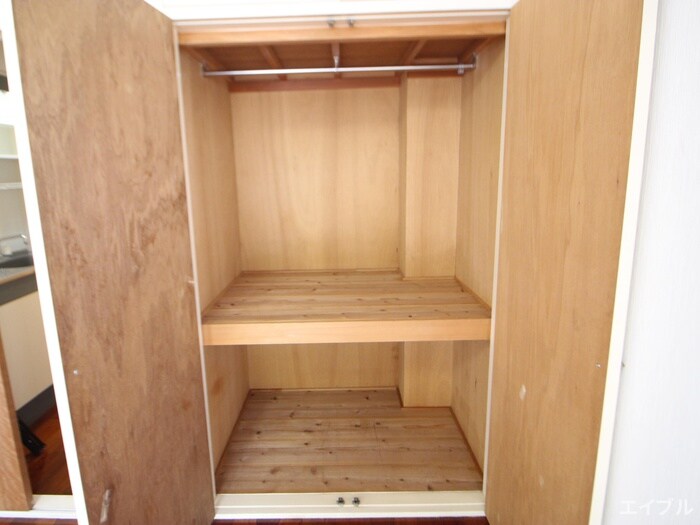 物件内観写真14　(収納)