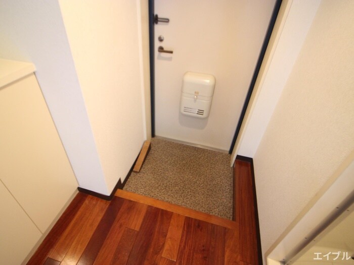 物件内観写真17　(玄関)