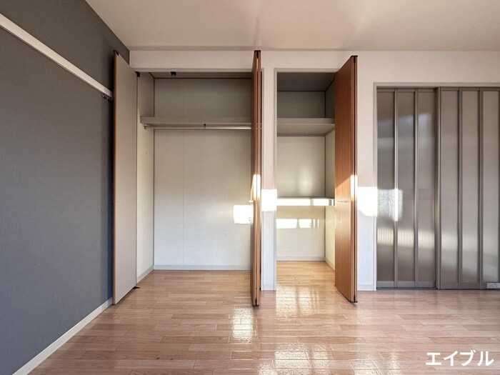 物件内観写真10　(収納)