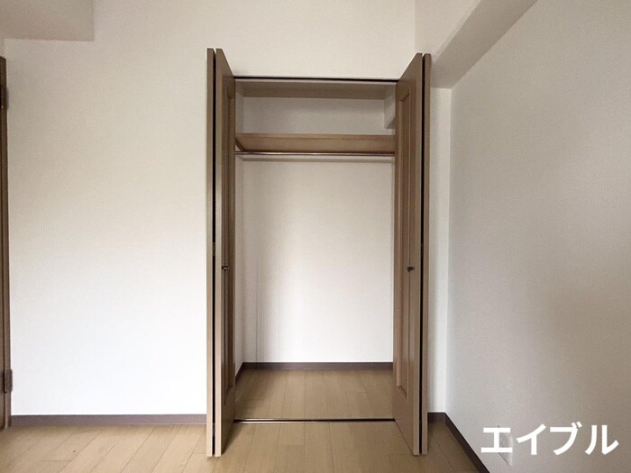 物件内観写真13　(収納)