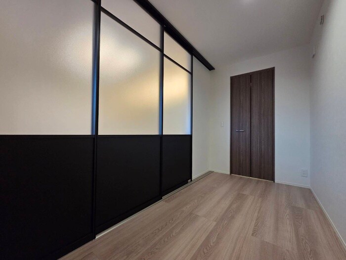 物件内観写真19　(居室)