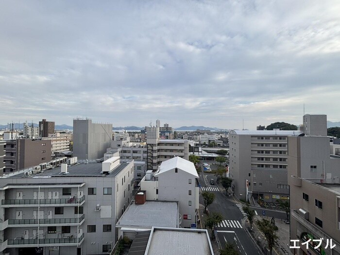 物件内観写真18　(室内からの展望)