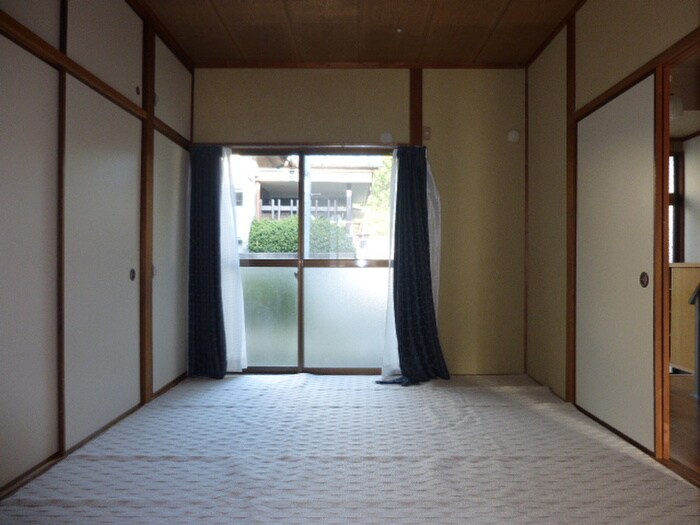 物件内観写真8　(居室)