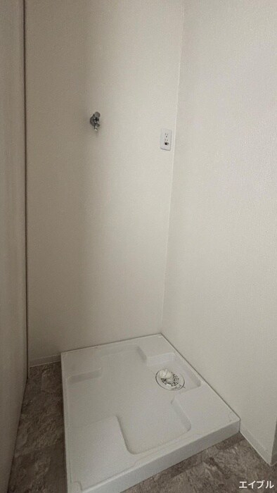 物件内観写真22　(洗濯機置場)