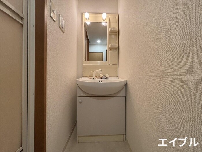 物件内観写真12　(洗面)