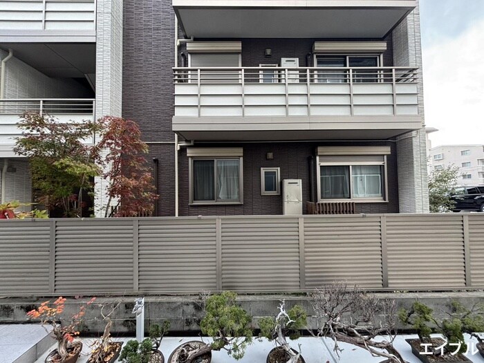 物件内観写真18　(室内からの展望)