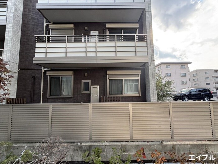 物件内観写真18　(室内からの展望)