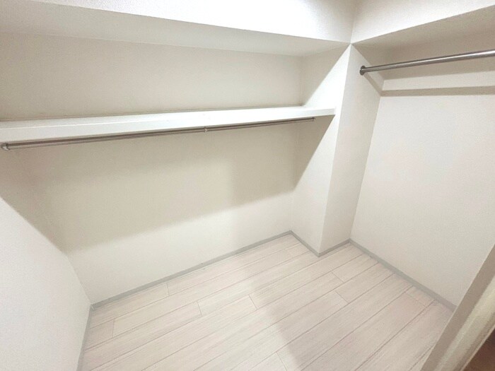 物件内観写真11　(収納)