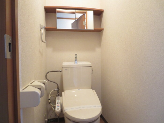 物件内観写真9　(トイレ)