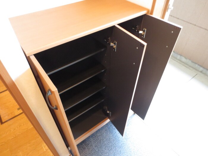 物件内観写真12　(靴箱)