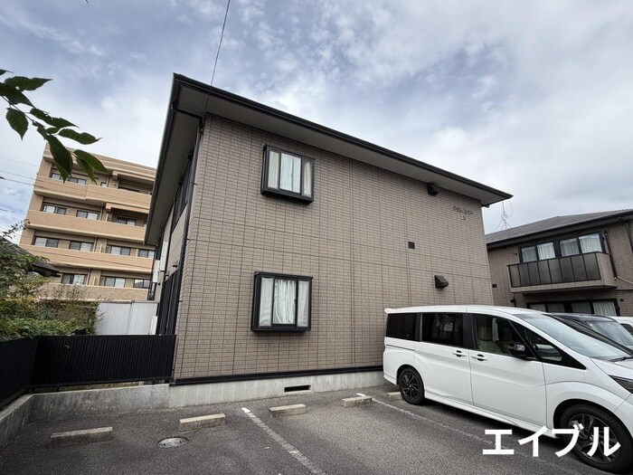 物件外観写真5　(外観写真)