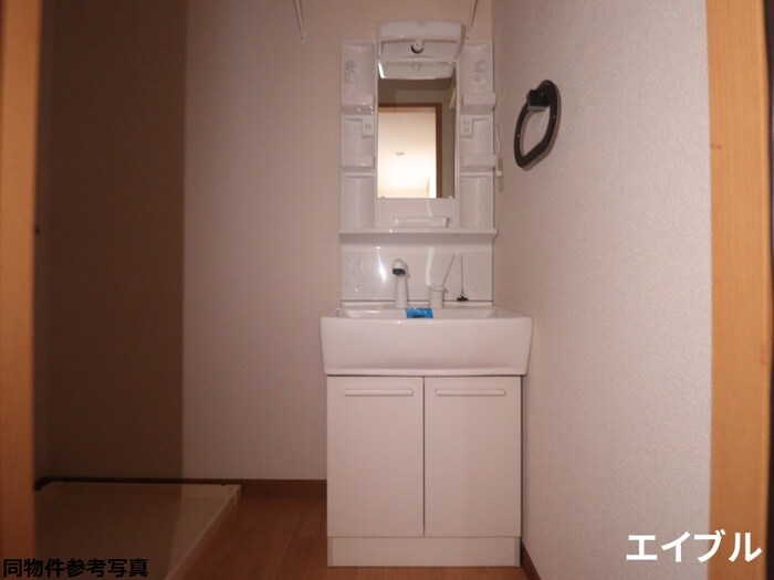 物件内観写真10　(洗面)