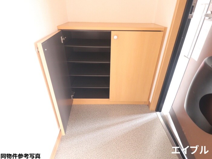 物件内観写真16　(靴箱)