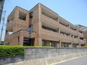 ラ・ヴィ－タ高取北外観写真