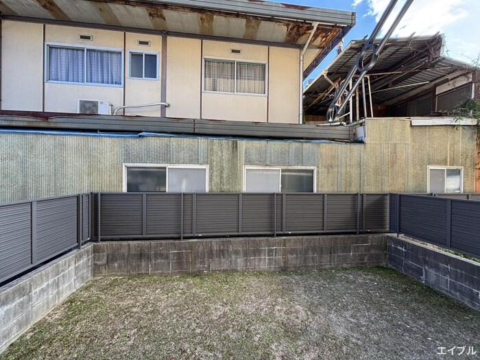 物件内観写真18　(室内からの展望)