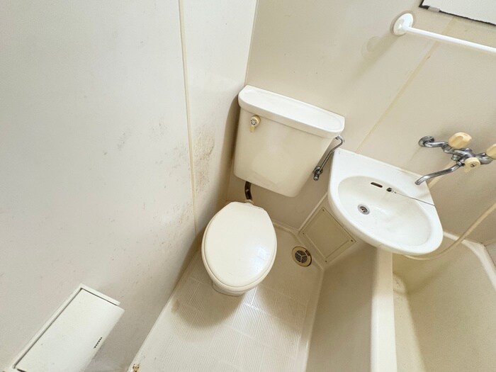 物件内観写真10　(トイレ)