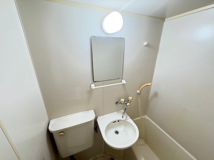 物件内観写真11　(洗面)