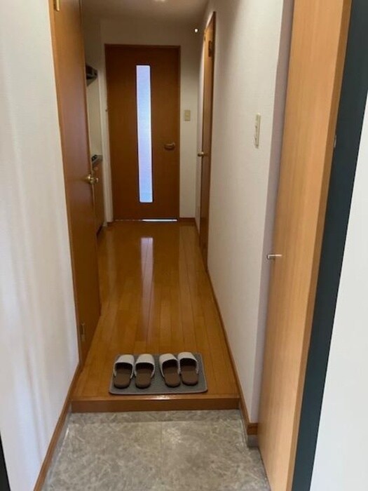 物件内観写真14　(玄関)