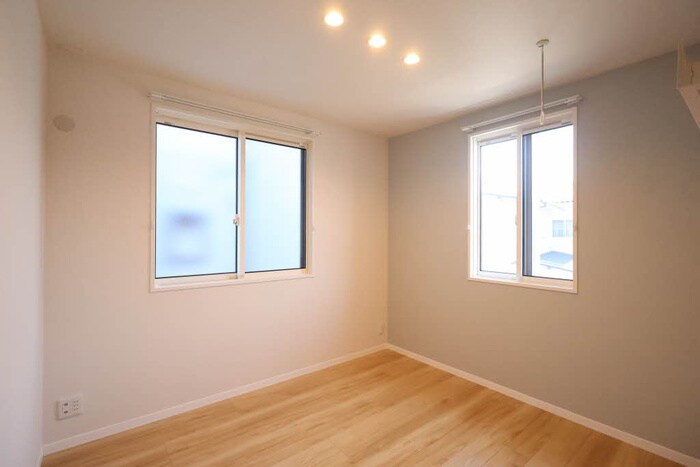 物件内観写真2　(居室)