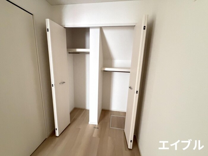 物件内観写真14　(収納)
