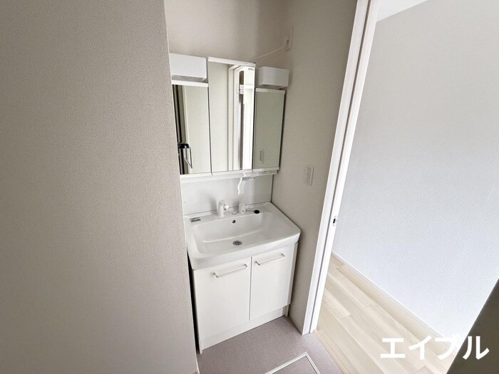 物件内観写真11　(洗面)