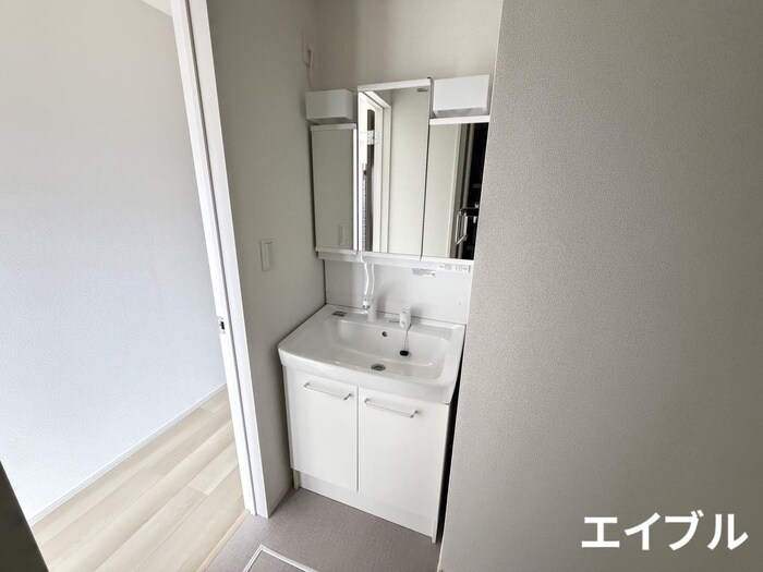 物件内観写真11　(洗面)