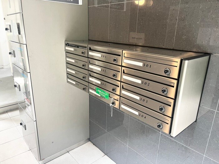 物件外観写真6　(建物設備)