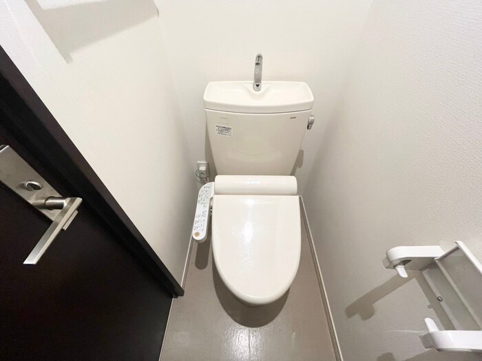 物件内観写真10　(トイレ)