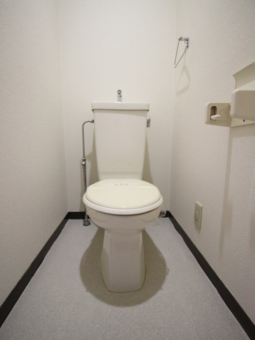 物件内観写真11　(トイレ)